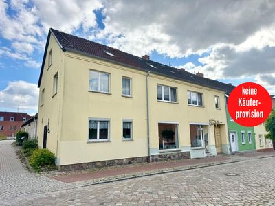 HORN IMMOBILIEN ++ Wohn- und Geschäftshaus, ehemalige Bäckerei in Strasburg (Uckermark)