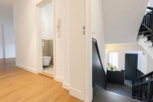 Charmante Wohnung mit zwei Balkonen im soliden Altbau im Boxhagener Kiez – Die vollständige Adresse der Immobilie erhältst du vom Anbieter., 10245 Friedrichshain, Berlin – Vorschaubild 14