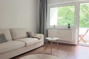  2 -Zimmerwohnung möbliert mit Südbalkon – Dobbelersweg 43, 20537 Hamburg – Vorschaubild 1