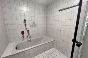 Sofort bezugsfrei: Schöne 2,5 Zimmer WHG mit Terrasse – 70329 Hedelfingen (Ortsteil), Stuttgart – Vorschaubild 15