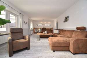 Kompakt & gemütlich: Modernes Haus mit 4-5 Zimmern und kleinem, idyllischem Garten in ruhiger Lage.. – Die vollständige Adresse der Immobilie erhältst du vom Anbieter., 24558 Henstedt-Ulzburg – Vorschaubild 5