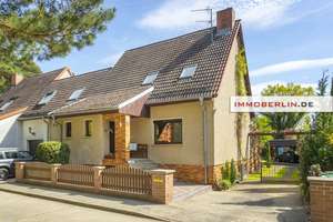IMMOBERLIN.DE - Sehr gepflegtes Einfamilienhaus mit Sonnenterrasse + fantastischem Gartenareal – Die vollständige Adresse der Immobilie erhältst du vom Anbieter., 14943 Luckenwalde – Vorschaubild 1