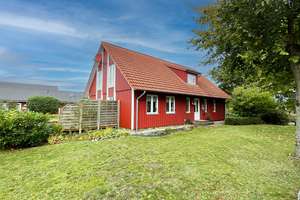 Hyggeliges Holzhaus mit 5 Zimmern und Garten – Die vollständige Adresse der Immobilie erhältst du vom Anbieter., 25842 Langenhorn – Vorschaubild 2
