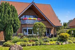Hochwertiges Architektenhaus in ruhiger und attraktiver Wohnlage in Rostock-Brinkmansdorf