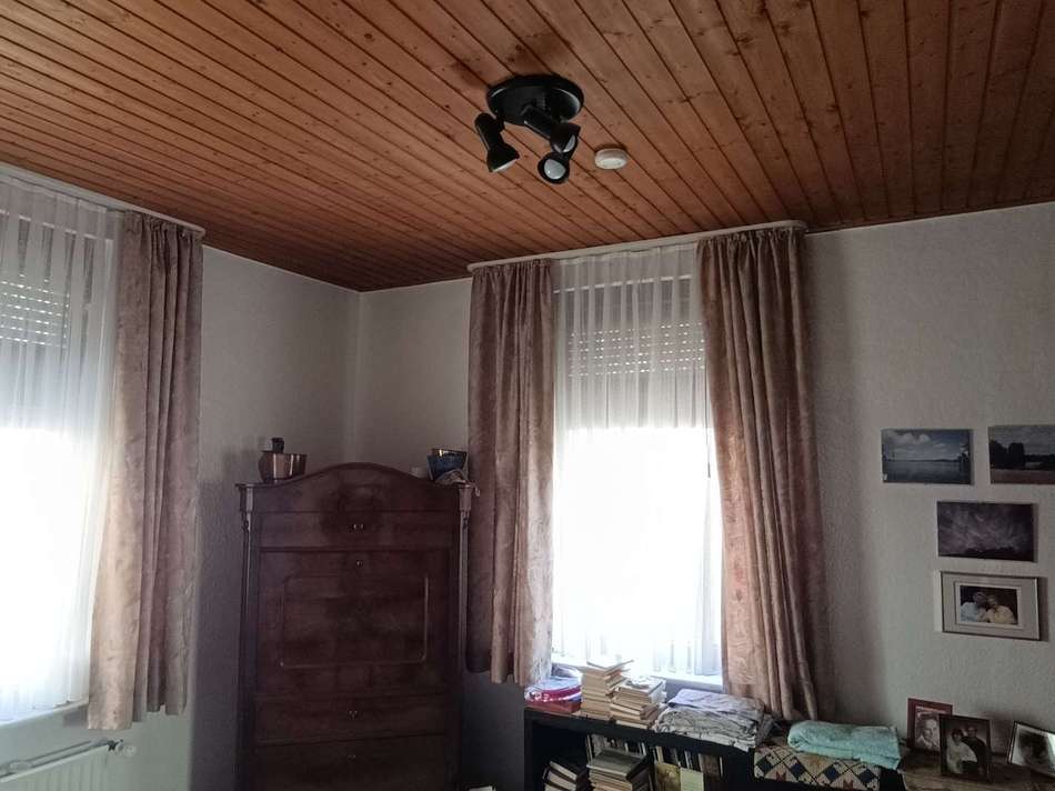 Zimmer 1 a