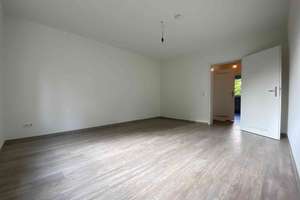 Frisch renovierte 3-Zimmer-Wohnung nähe Indupark zu vermieten – 44149 Kley, Dortmund – Vorschaubild 3