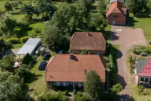 Wunderschön restauriertes Landhaus mit Nebengebäude und großem Grundstück – Ludwigslust (Kreis) – Vorschaubild 36