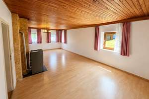 Einfamilienhaus mit Sanierungschancen - eine Bühne für echte Macher – Die vollständige Adresse der Immobilie erhältst du vom Anbieter., 94428 Eichendorf – Vorschaubild 7