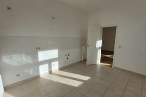 Sonnenberg * 3 Zimmer *Loggia *Aufzug * frei – Die vollständige Adresse der Immobilie erhältst du vom Anbieter., 9130 Sonnenberg, Chemnitz – Vorschaubild 2