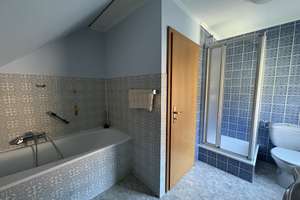VR Immo: Charmantes Einfamilienhaus mit modernem Anbau aus dem Jahr 2000 – Die vollständige Adresse der Immobilie erhältst du vom Anbieter., 57080 Niederschelden, Siegen – Vorschaubild 16