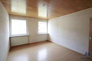 Gut geschnittene 2-Zimmer-Wohnung mit Einbauküche und Stellplatz – Die vollständige Adresse der Immobilie erhältst du vom Anbieter., 45881 Schalke, Gelsenkirchen – Vorschaubild 4