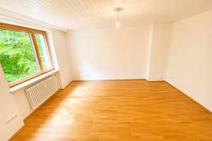 Frisch renovierte 2-Zimmer-Wohnung im begehrten Thelottviertel - nur 2 Minuten zum Hauptbahnhof – Rosenaustraße 31, 86150 Rosenau- und Thelottviertel, Augsburg – Vorschaubild 2