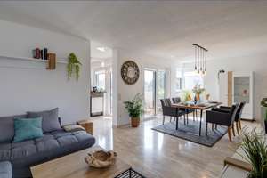 Möbliert: Moderne und gemütliche 2,5-Zimmer Wohnung auf Zeit