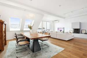 Dunckerstraße, Helmholtzkiez: Dachgeschoss-Wohnung mit zwei Terrassen, vier Zimmern, Kamin, Lift, AC