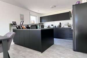 Ihr neues Zuhause für die ganze Familie – "Neubau" mit viel Platz, Effizienz und Raum für Ihre Ideen – Die vollständige Adresse der Immobilie erhältst du vom Anbieter., 72411 Bodelshausen – Vorschaubild 3