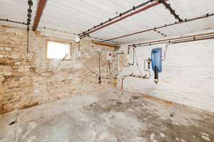 Einfamilienhaus mit Vollkeller und Garage auf großzügigem Grundstück – Die vollständige Adresse der Immobilie erhältst du vom Anbieter., 12683 Biesdorf, Berlin – Vorschaubild 15