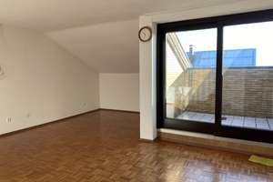 In exzellenter Wohnlage! Großzügige 3 -Zi.-Wohnung, herrliche Dachterrasse, EBK – Pallottistr. 6, 75242 Neuhausen – Vorschaubild 8