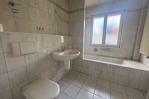 Großzügige Doppelhaushälfte mit Garten, Ruhe und viel Raum für die Familie – Die vollständige Adresse der Immobilie erhältst du vom Anbieter., 70327 Luginsland, Stuttgart – Vorschaubild 7