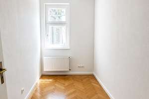 Exklusiv sanierte Altbauwohnung mit 140 m² - Stilvolles Wohnen nahe dem Augsburger Dom – Die vollständige Adresse der Immobilie erhältst du vom Anbieter., 86152 Georgs- und Kreuzviertel, Augsburg – Vorschaubild 11