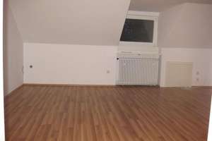 Stilvolle 2-Zimmer-Dachgeschosswohnung in ruhiger Bestlage von Waldtrudering – optional teilmöbliert – Waterbergstraße 24, 81827 Waldtrudering, München – Vorschaubild 5