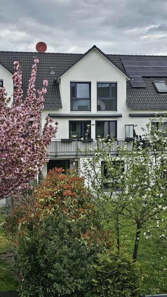 Immobilie in Emmering - Frisch renovierte 4-Zimmer Maisonette in Emmering  (Erbpacht!) - Bild 2