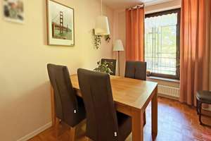 Großzügige 4-Zimmer-Wohnung mit Loggia, modernisiertem Duschbad und Tiefgaragenstellplatz – Wentzel  – Die vollständige Adresse der Immobilie erhältst du vom Anbieter., 22926 Ahrensburg – Vorschaubild 4
