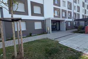 Neuwertige 2-Zimmer-Gartenwohnung mit Tiefgarage, Aufzug & gehobener Ausstattung in Augsburg – Tunnelstraße 91, 86156 Kriegshaber, Augsburg – Vorschaubild 3