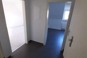 2 Zimmer DG- Wohnung in Essen-Holsterhausen =VIDEO=