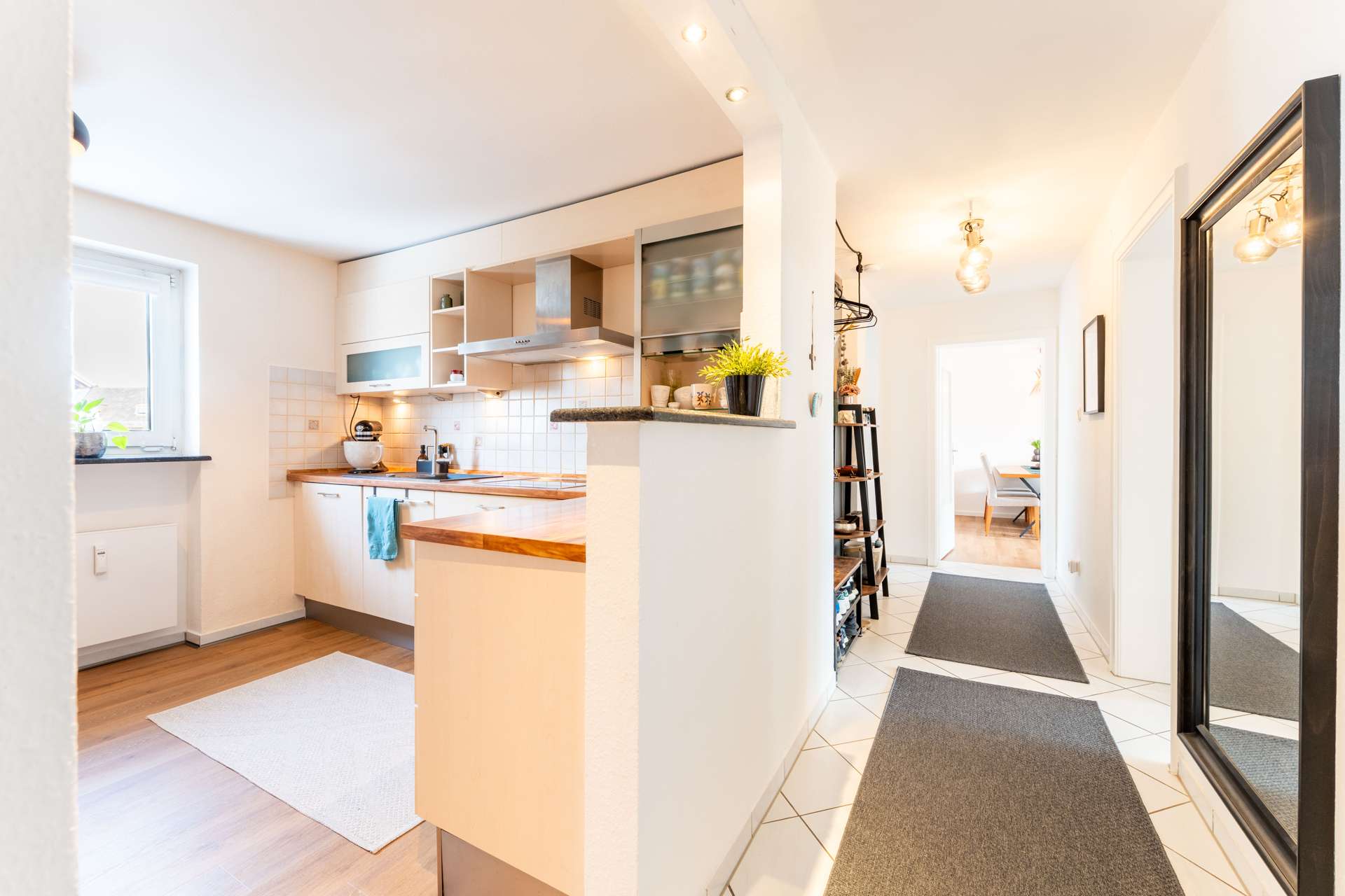 Immobilie in Neuried - Gemütliche helle Wohnung mit Balkon und Einzelgarage - Bild 6