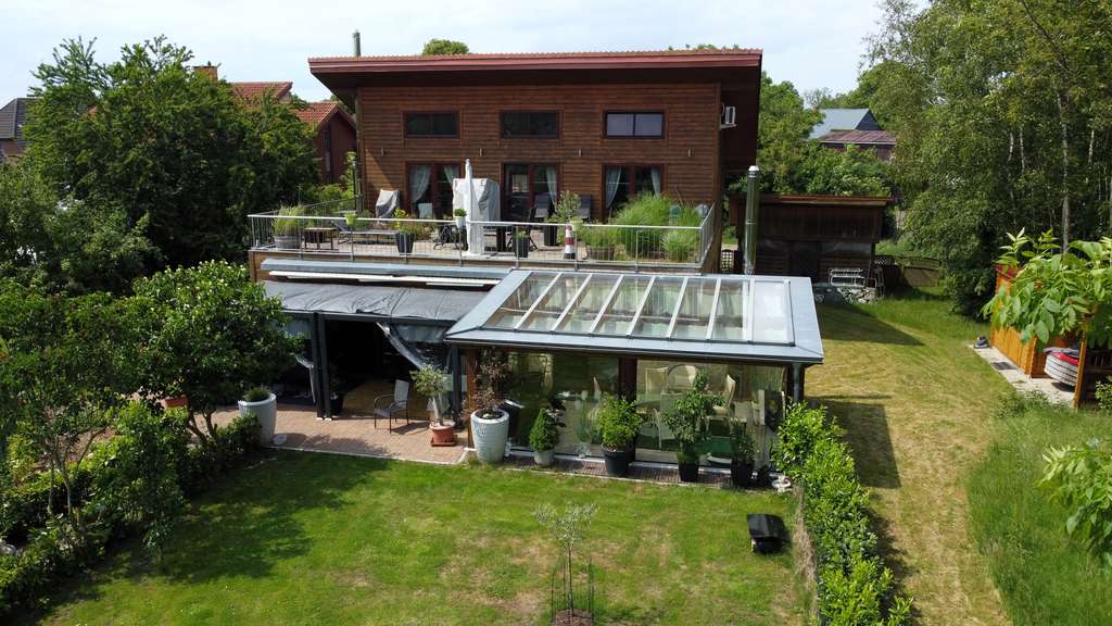 Paradies an der Nordsee... charmantes Zweifamilienhaus mit traumhaftem Grundstück