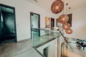 Elegante Stadtvilla mit Wellnessbereich und Galerie in Langenhagen – Die vollständige Adresse der Immobilie erhältst du vom Anbieter., 30851 Langenhagen – Vorschaubild 1