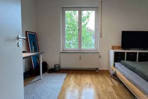 Bezugsfreie und gut geschnittene 3-Zimmer-Wohnung mit grosszügigem Balkon in Bogenhausen/Oberföhring – Die vollständige Adresse der Immobilie erhältst du vom Anbieter., 81925 Oberföhring, München – Vorschaubild 8