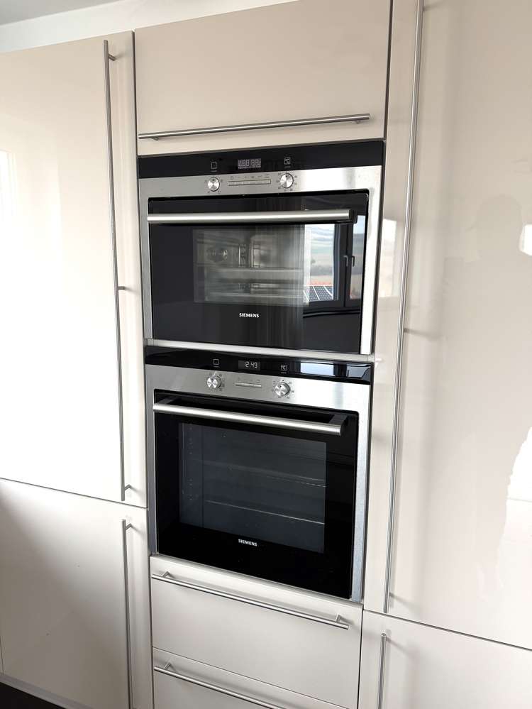 Immobilie in Mertesheim - Frische Luft, freier Blick, hoher Wohnkomfort = Lebensqualität! Modernes EFH m. ELW in Mertesheim! - Bild 19