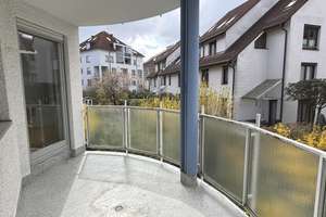 Gemütliche 2-Zimmer-Wohnung am Stadtpark in Zuffenhausen mit Balkon und TG-Stellplatz!  – Die vollständige Adresse der Immobilie erhältst du vom Anbieter., 70435 Zuffenhausen-Am Stadtpark, Stuttgart – Vorschaubild 4