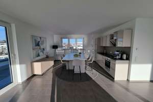***Elegante 3-Zi.-Penthouse-Whg. mit 90 qm großer Dachterrasse, 2 TG-Stellplätzen und EBK*** – 70374 Muckensturm, Stuttgart – Vorschaubild 6