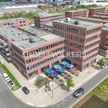 Moderne Büroflächen mit Dachterrasse