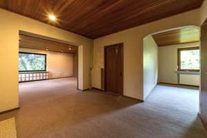 Sanierungsbedürftige Doppelhaushälfte
mit Erweiterungspotenzial – Die vollständige Adresse der Immobilie erhältst du vom Anbieter., 26131 Eversten, Oldenburg (Oldenburg) – Vorschaubild 2