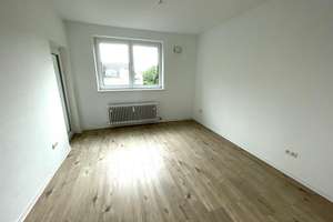 Charmante 3-Zimmer-Wohnung mit neuem Bad und Schallschutzfenstern in Wolfsburg – Hermann-Löns-Straße 15, 38448 Vorsfelde, Wolfsburg – Vorschaubild 6