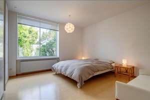 Möbliert: Wunderschönes Atrium-Reihenhaus in Grünwald – Die vollständige Adresse der Immobilie erhältst du vom Anbieter., 82031 Grünwald – Vorschaubild 3