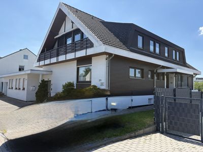 🏡 Wohnen wie im eigenen Haus – 175 m² Wohnfläche, Souterrainwohnung & sonniger Innenhof in Hofgeism