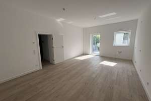 Modern, großzügig  und  im Erdgeschoss: 4-Zimmer-Maisonette-Wohnung im Herzen von Moers