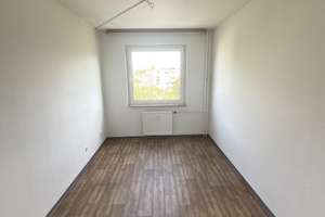 3 zimmer Wohnung braucht Liebhaber. – Helsinkistr. 36, 24109 Mettenhof, Kiel – Vorschaubild 3