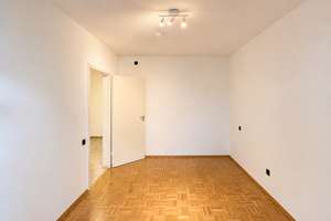 *LEERE 2 ZI WOHNUNG ZUM VERKAUF* - IN UNTERRATH