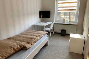 Neuer Preis! Ein Haus – viele Möglichkeiten: Wohnen, Arbeiten & Vermieten unter einem Dach – Rendsburg-Eckernförde (Kreis) – Vorschaubild 13