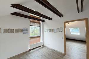 Stilvoll modernisiertes Reihenendhaus mit Wintergarten, Kamin und sonnigem Südwest-Garten – Die vollständige Adresse der Immobilie erhältst du vom Anbieter., 28779 Lüssum-Bockhorn, Bremen – Vorschaubild 9