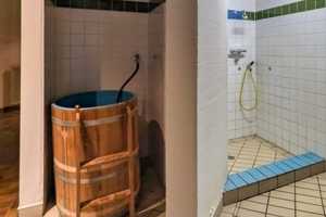 Laurensberg: 4,5-Zimmer-Wohnung mit drei Balkonen und großem Schwimmbad- und Saunabereich – Sandweg 43, 52072 Aachen – Vorschaubild 17