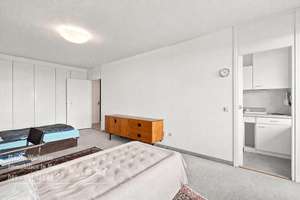 Attraktives Apartment mit Ostbalkon und Weitblick über München-Solln – Drygalski-Allee 118, 81477 Obersendling, München – Vorschaubild 4