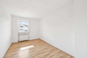Zweifamilienhaus mit PV-Anlage für die große Familie – Hagauer Straße 1 1/3, 85051 Südwest, Ingolstadt – Vorschaubild 16