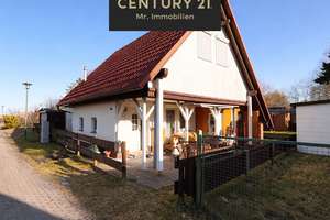 Strandnaher Bungalow in Altwarp – Ruhige Lage am Stettiner Haff – Die vollständige Adresse der Immobilie erhältst du vom Anbieter., 17375 Altwarp – Vorschaubild 1