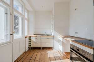 Spätestens Bezugsfrei zum 31.05.2027! Traumhaft sanierte 2-Zimmer-Altbauwohnung mit sonnigem Balkon – Die vollständige Adresse der Immobilie erhältst du vom Anbieter., 12051 Neukölln (Ortsteil), Berlin – Vorschaubild 3
